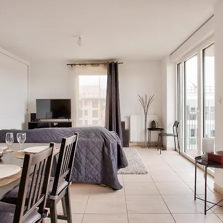 Escapade Sur L'Ile De Nantes Apartment Exterior photo